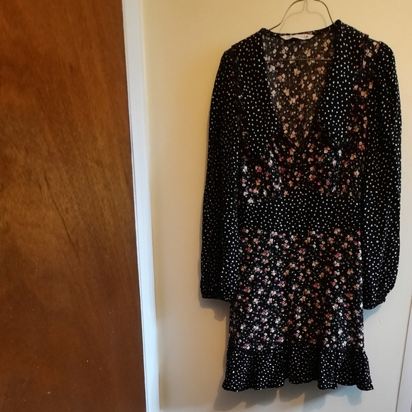 Zara Mini Dress With Contrast Print - Picture 2 of 14